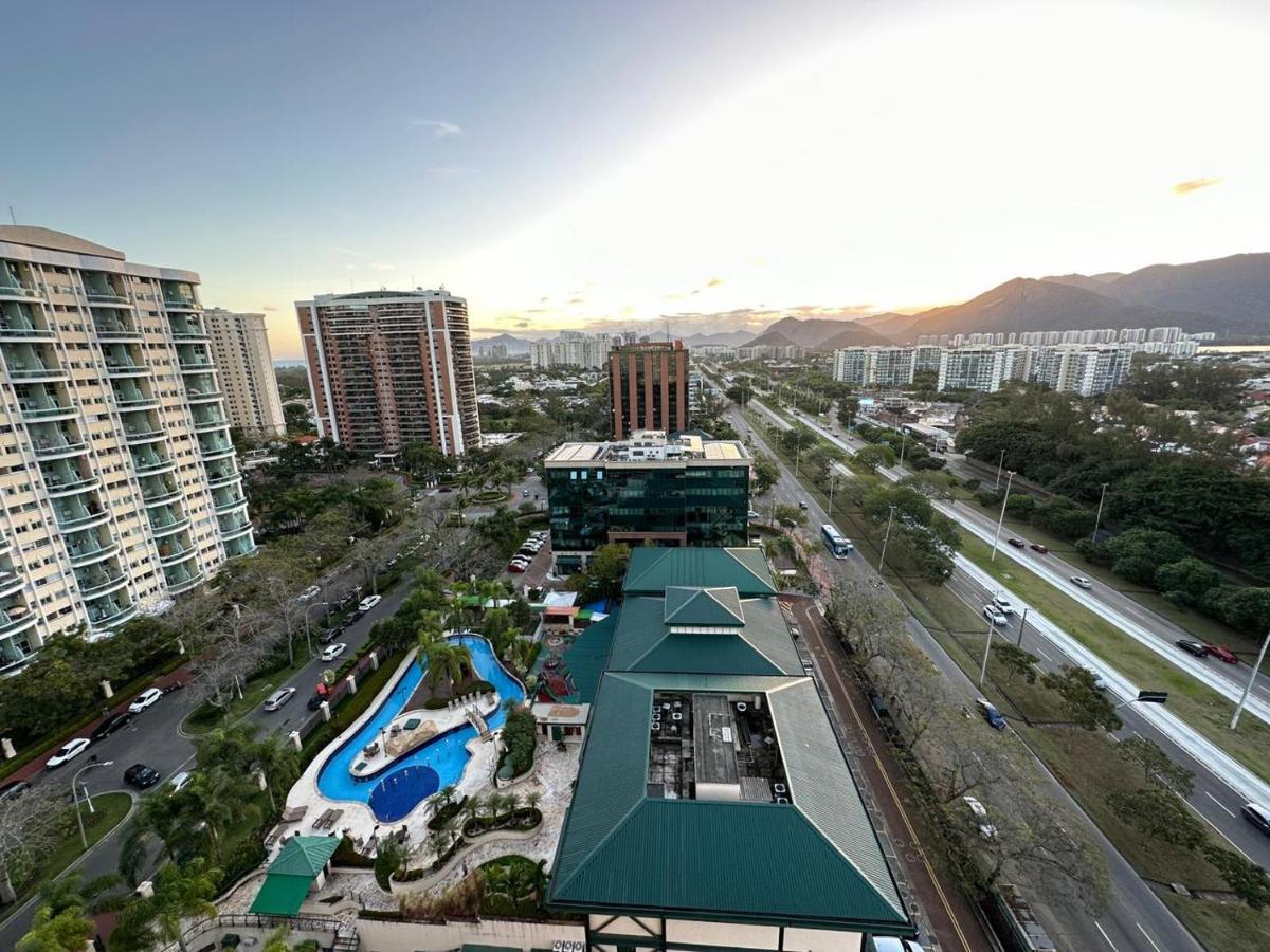 Flat Com Vista Panoramica -15- Na Barra Da Tijuca - Estacionamento Gratuito - Frigobar - Ar Condicionado - Piscina - Academia - Balsa Para Praia Gratis - Varanda - Vista Parcial Mar E Lagoa ริโอเดจาเนโร ภายนอก รูปภาพ